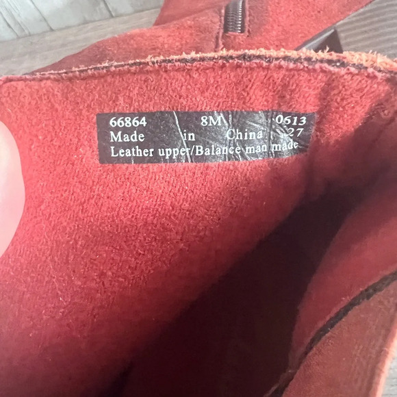 Clarks Rust Red Suede Ankle Boots Size 8 - Picture 7 of 7